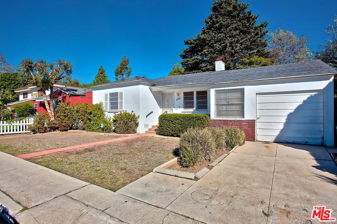 Property Photo:  2756 S Bentley Ave  CA 90064 