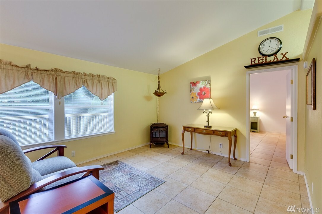 Property Photo: 1636 Bonnie Lane WA 98282