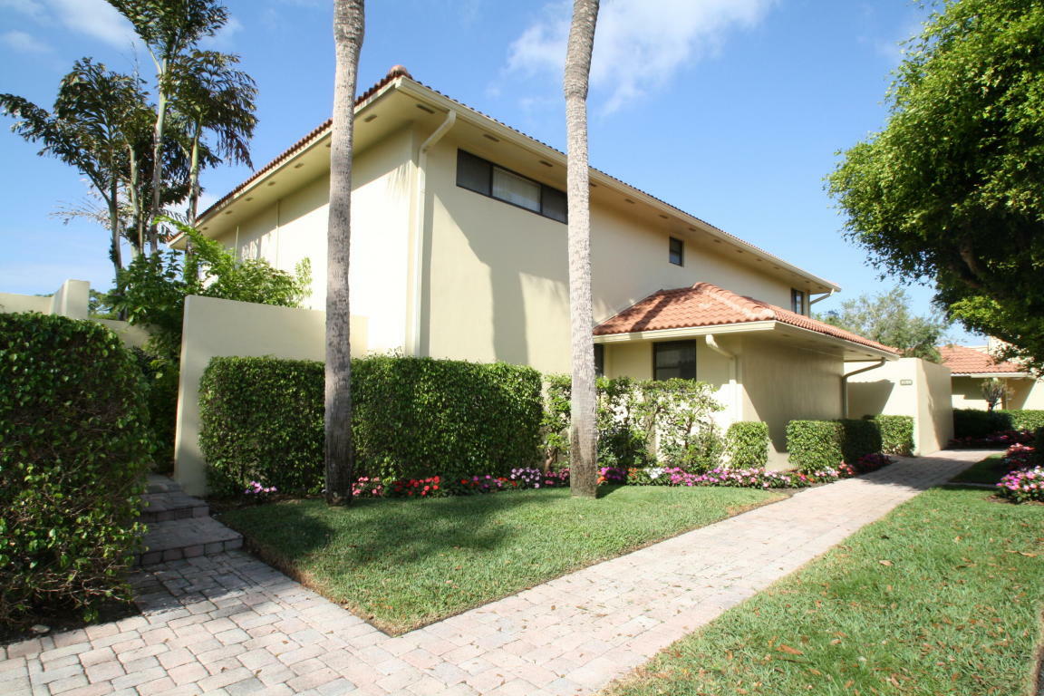 Property Photo: 4109 Kittiwake Court Kittiwake FL 33436