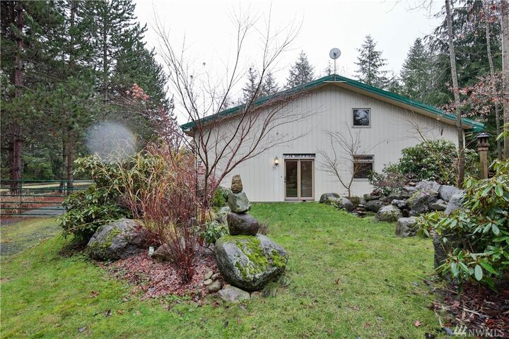 Property Photo:  12430 120th St NE  WA 98258 