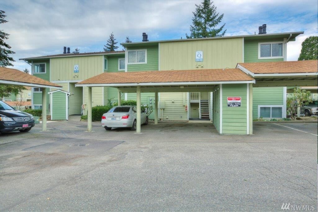 Property Photo: 22232 24th Ave S Q115 WA 98198
