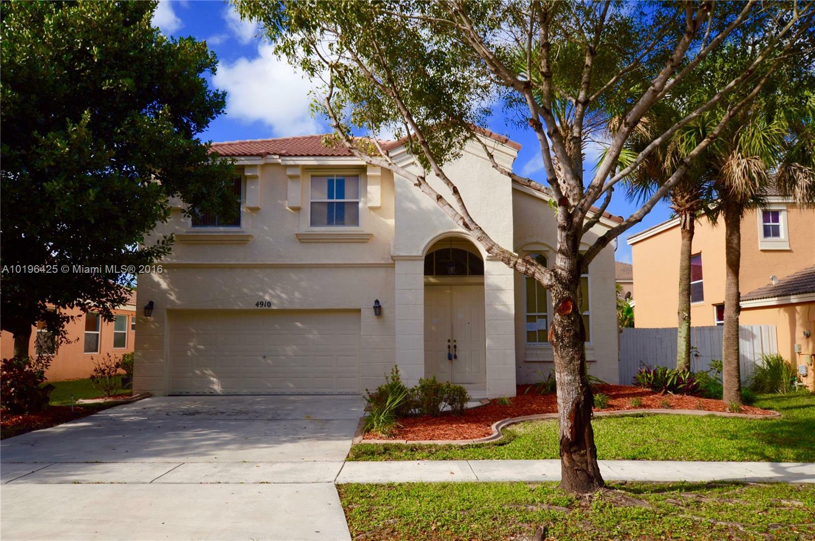 Property Photo:  4910 SW 165th Ave  FL 33027 