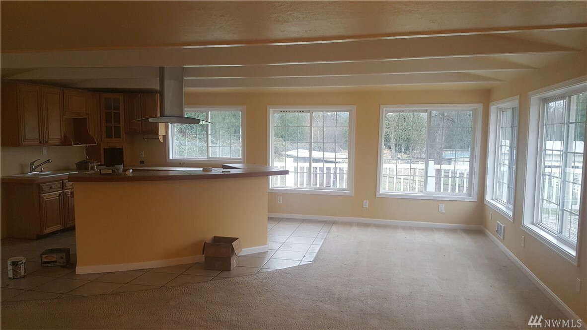 Property Photo:  19625 SE 206th St  WA 98038 