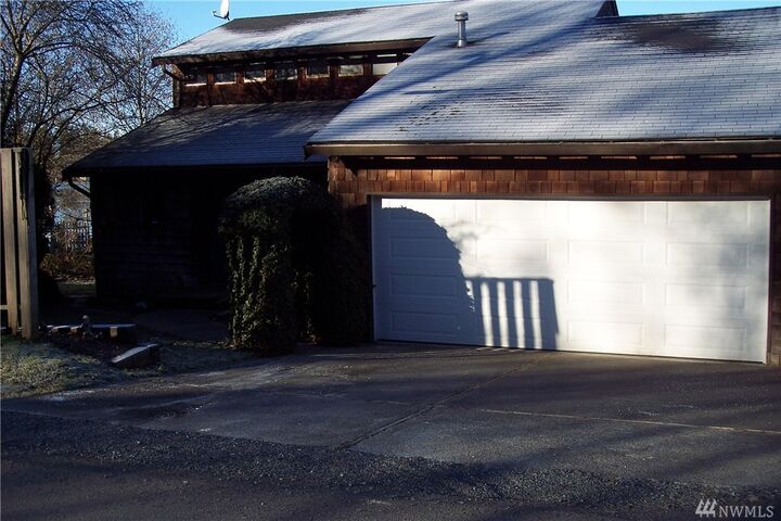 Property Photo: 6214 Mission Ave WA 98271