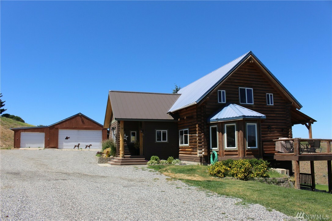 Property Photo: 468 Cherry Lane WA 98801