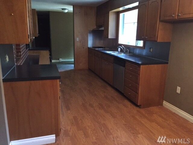 Property Photo:  401 Fairway Dr  WA 98520 