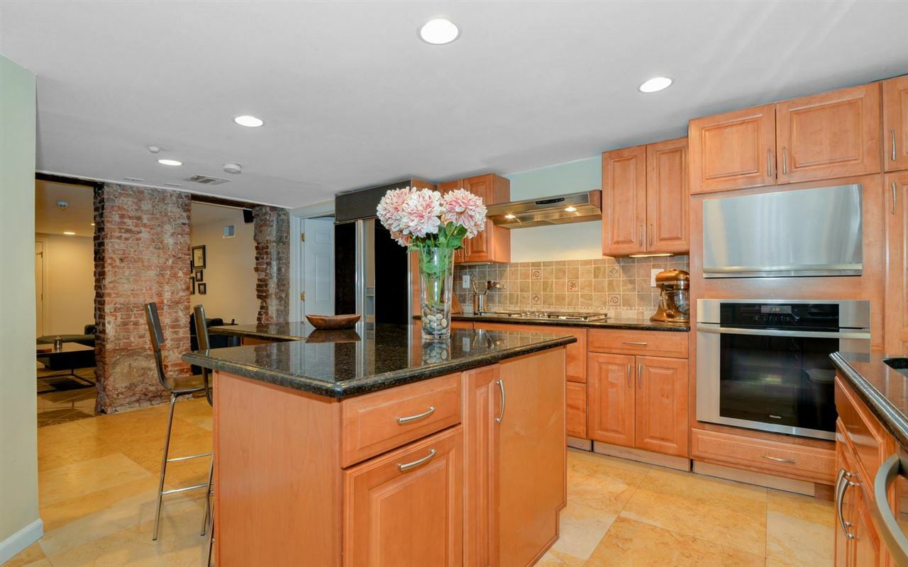 Property Photo:  279 5th St 1  NJ 07302 