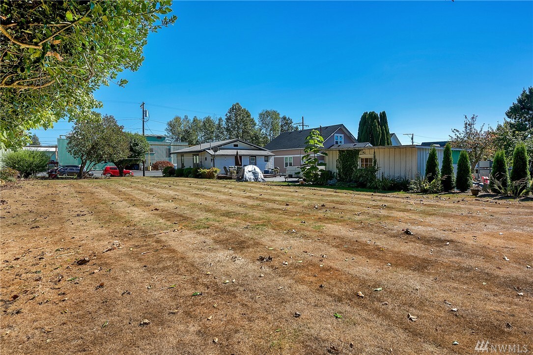 Property Photo:  5731 Third Ave  WA 98248 