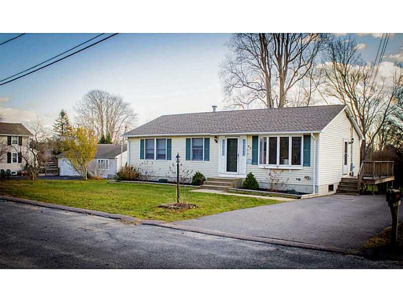 Property Photo:  27 Stedman Court  RI 02879 