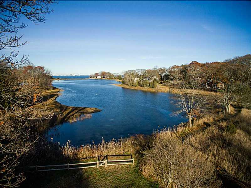 Property Photo:  140 Duck Cove Rd  RI 02852 