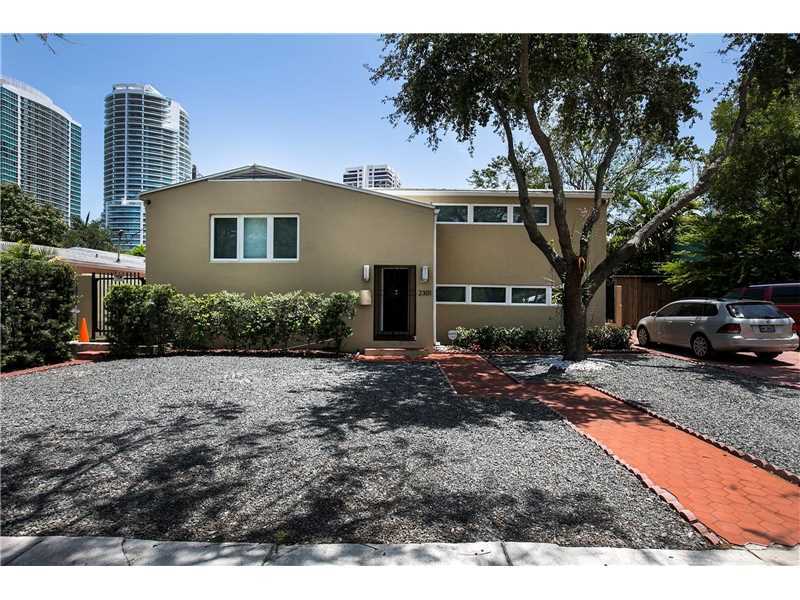 Property Photo:  2301 S Miami Ave  FL 33129 