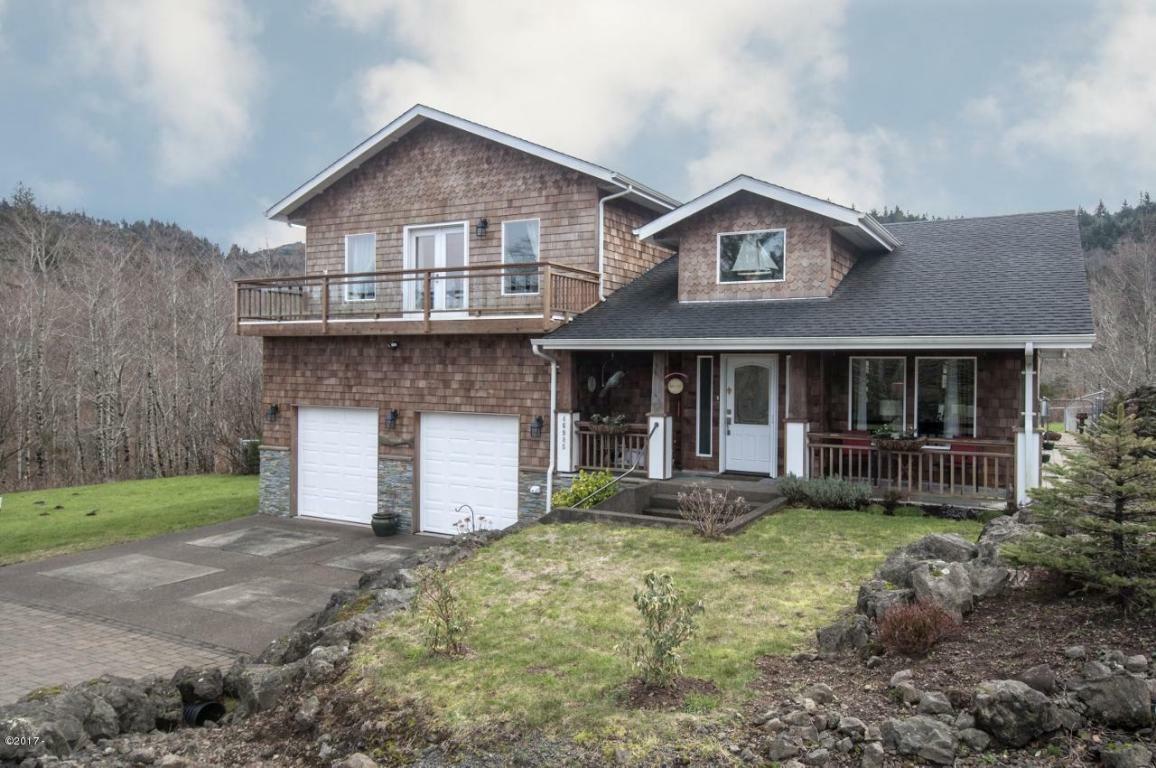 Property Photo: 46985 Beachcrest Drive OR 97149