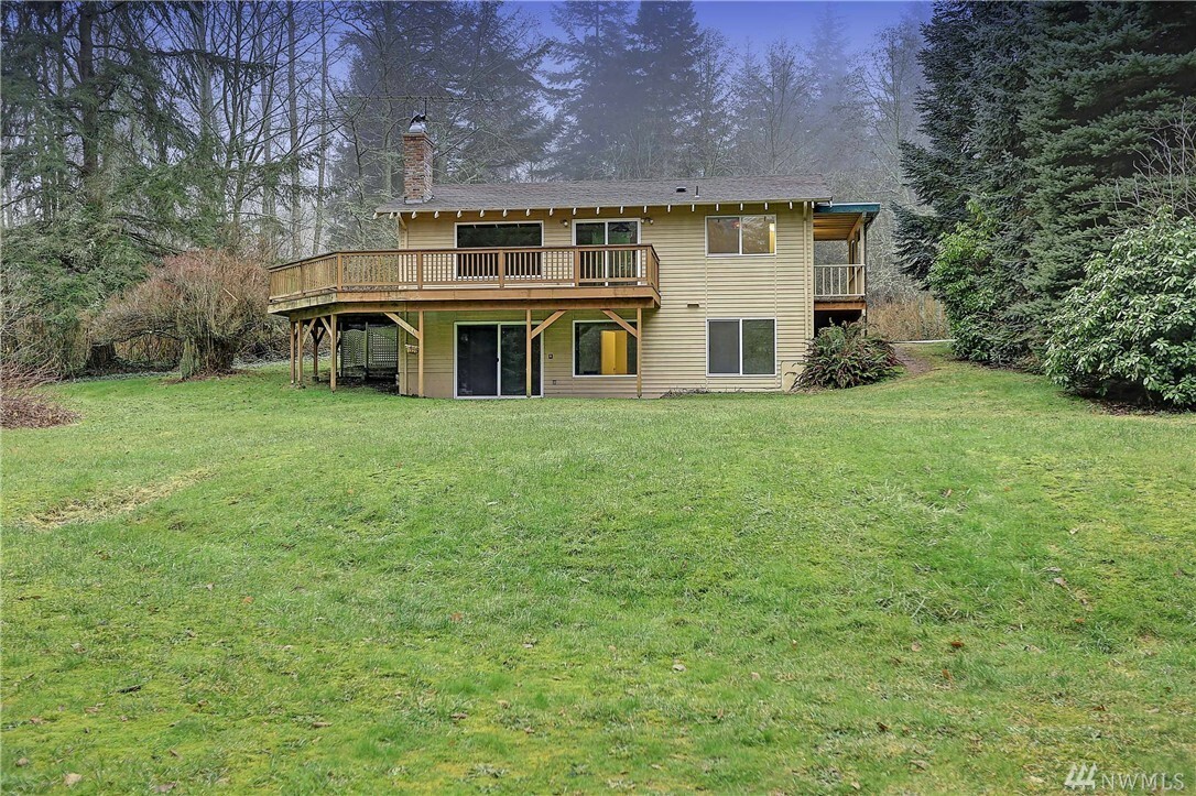Property Photo: 580 Waynes Ridge Cir WA 98282