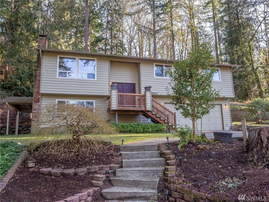 Property Photo:  16614  194th Avenue NE  WA 98077 