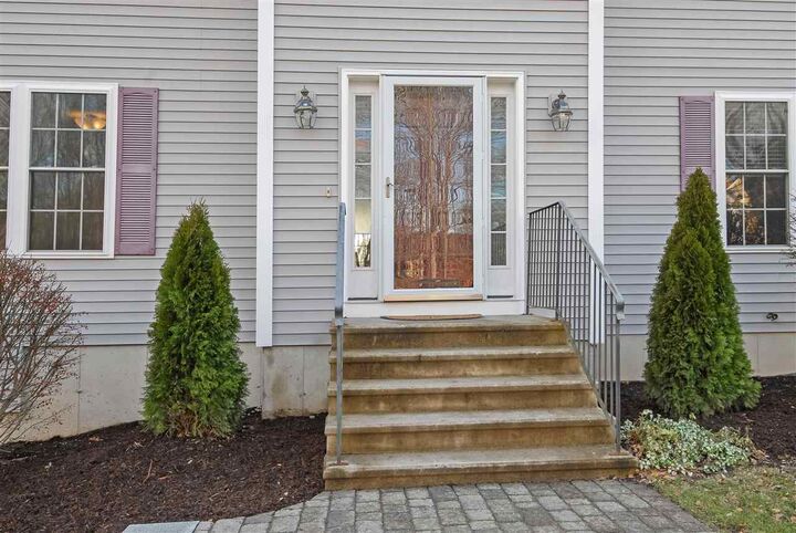 Property Photo:  8 Hamilton Drive  NH 03042 
