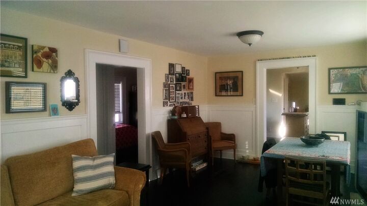 Property Photo:  2033 L Ave  WA 98221 