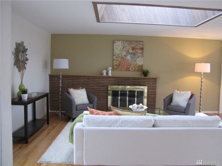 Property Photo:  7309 46th Ave NE  WA 98115 
