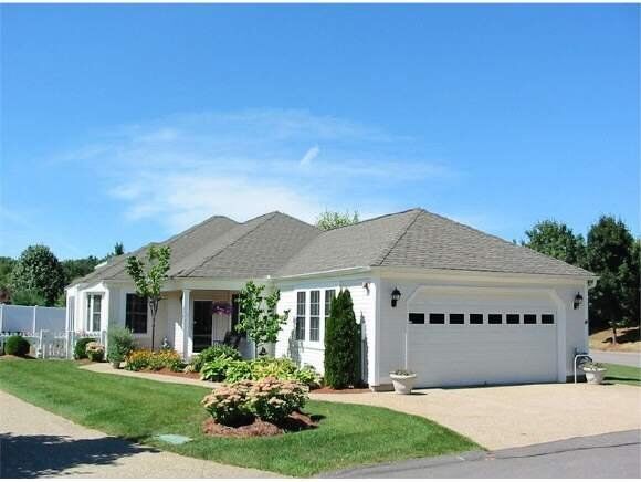 Property Photo: 30 Kensington Lane NH 03110