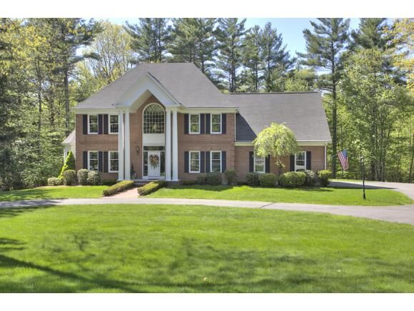 Property Photo:  45 Pembroke Way  NH 03110 