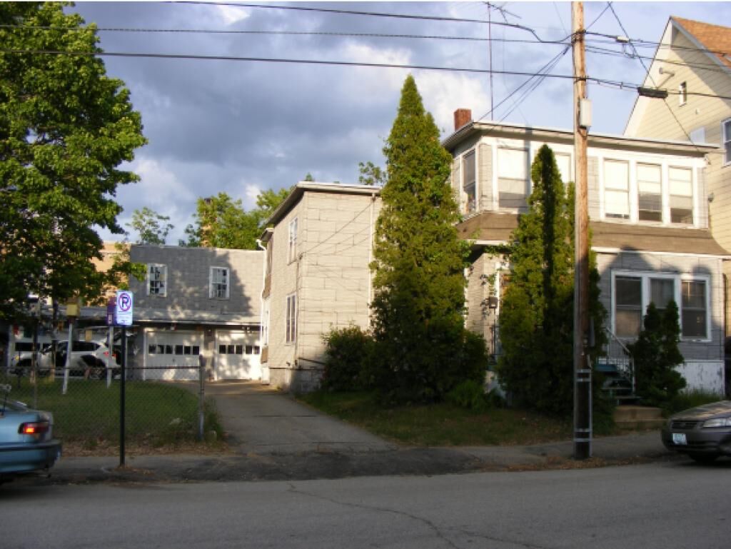 Property Photo:  145 Hall Street  NH 03103 
