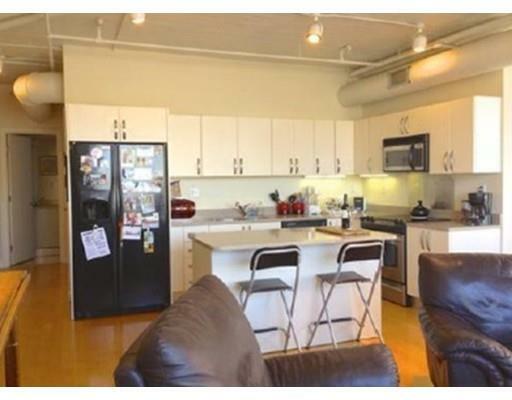 Property Photo: 210 South St 9-5 MA 02111