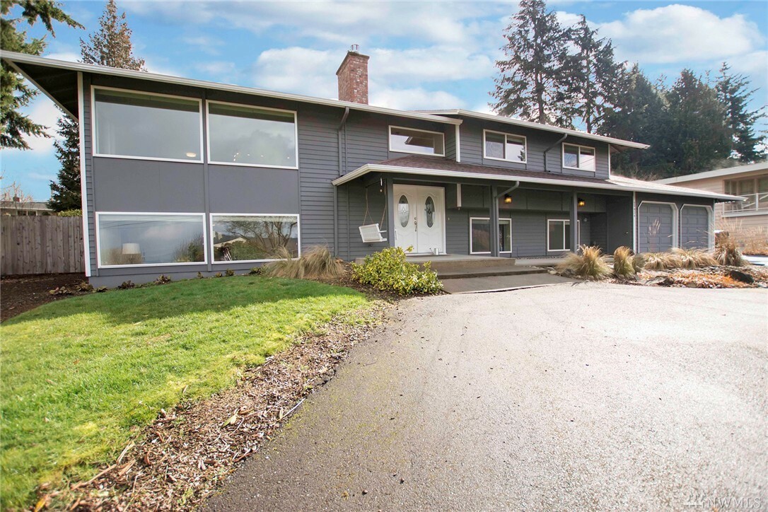 Property Photo:  29834 11th Ave SW  WA 98023 