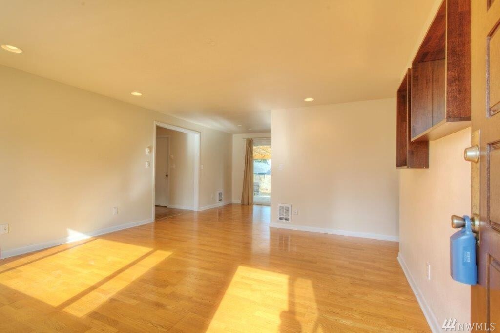 Property Photo: 2005 192nd Place SW WA 98036