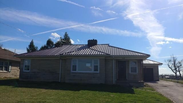 Property Photo:  326 Richmond Street  KY 40444 