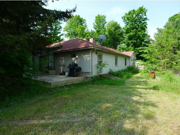 Property Photo:  1987 Blakely Rd  VT 05446 