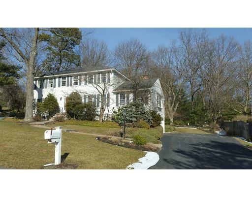Property Photo:  5 Cricket Cir  MA 01810 