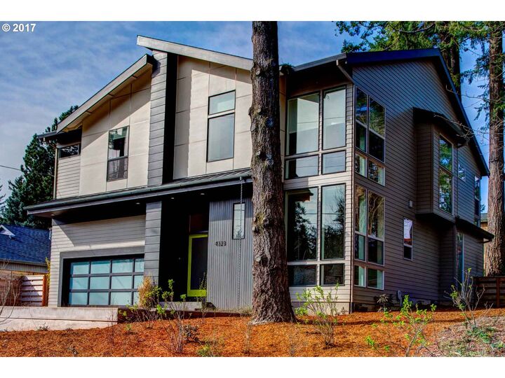 4323 SW Palatine St  Portland OR 97219 photo