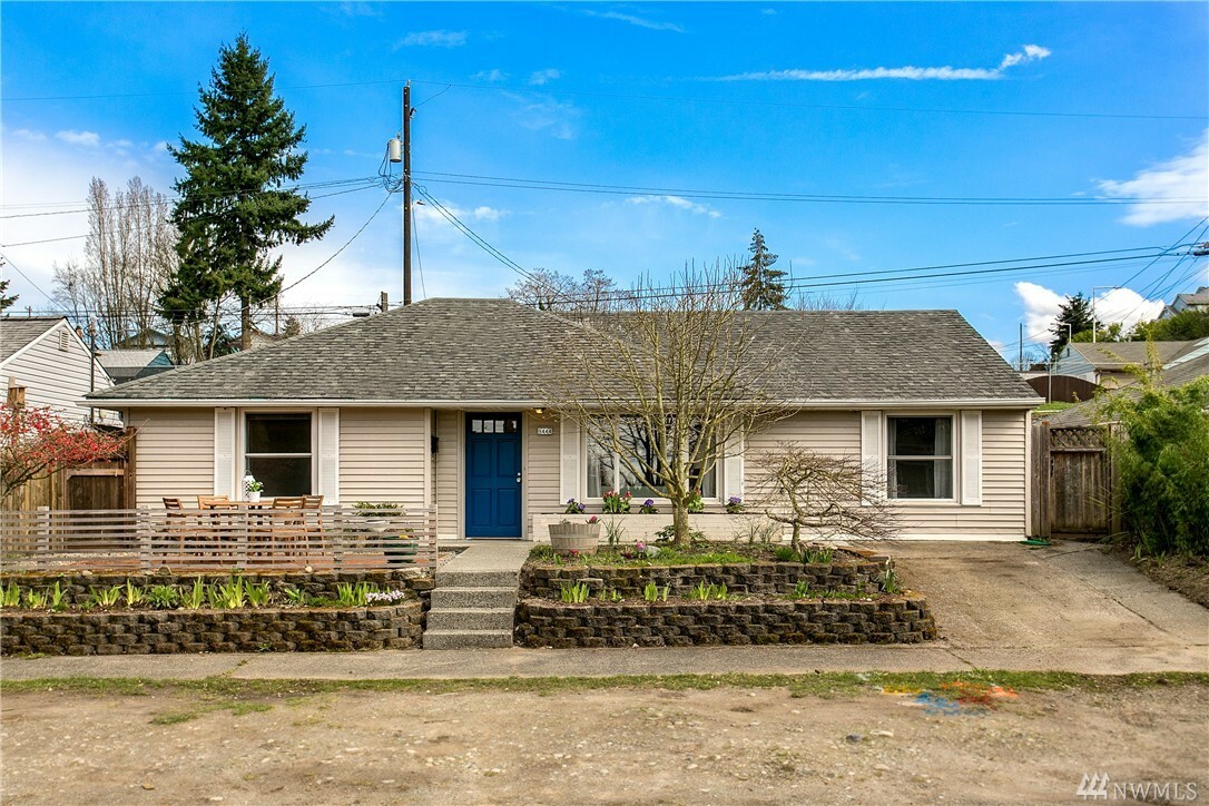 Property Photo:  9444 24th Ave SW  WA 98106 