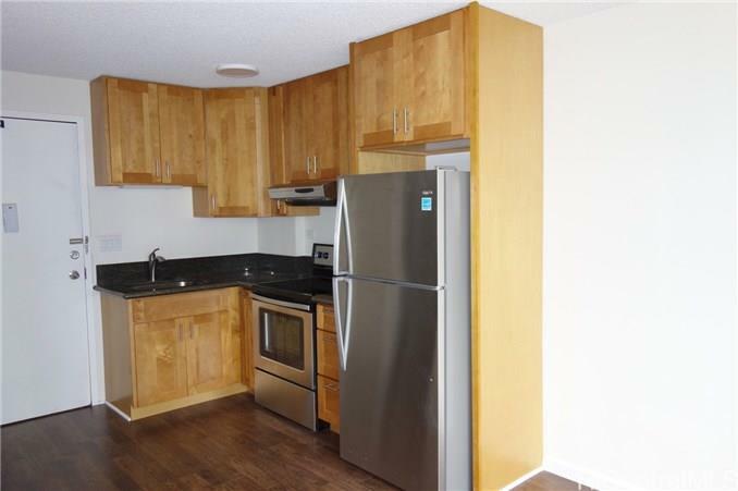 Property Photo:  1560 Kanunu Street 1215  HI 96814 