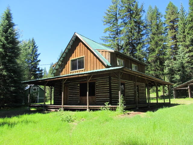 Property Photo: 2447 E Highway 20 WA 99114