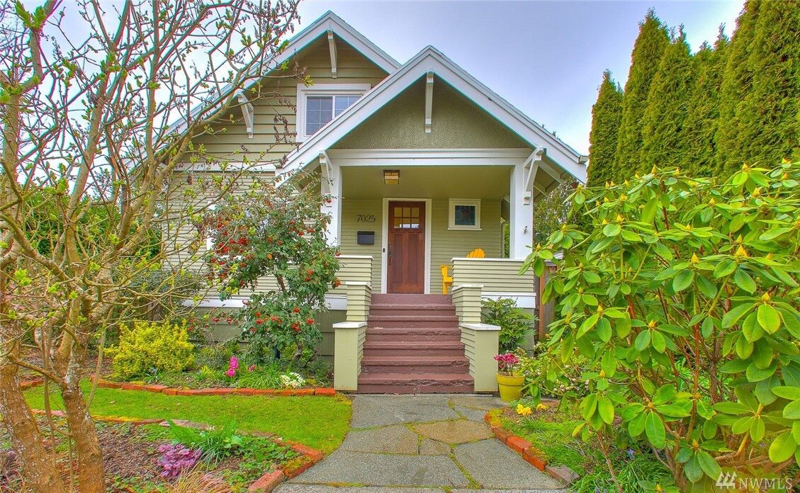 Property Photo: 7025 25th Ave NW WA 98117