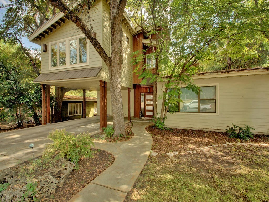 Property Photo:  1907 Paramount Avenue  TX 78704 