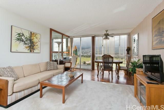 Property Photo:  2611 Ala Wai Boulevard 1006  HI 96815 