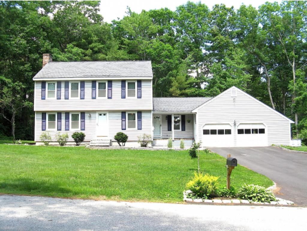 Property Photo:  2 Fox Run Drive  NH 03301 