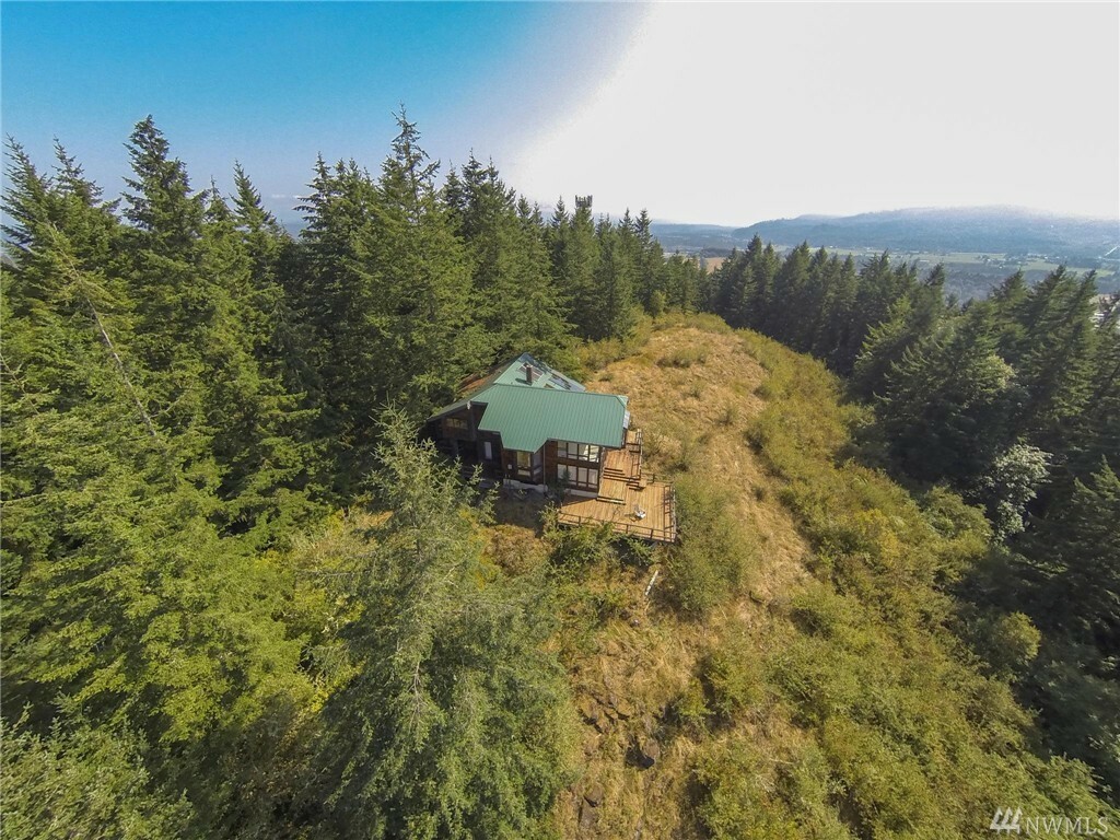 Property Photo:  14430 176th Place SE  WA 98290 