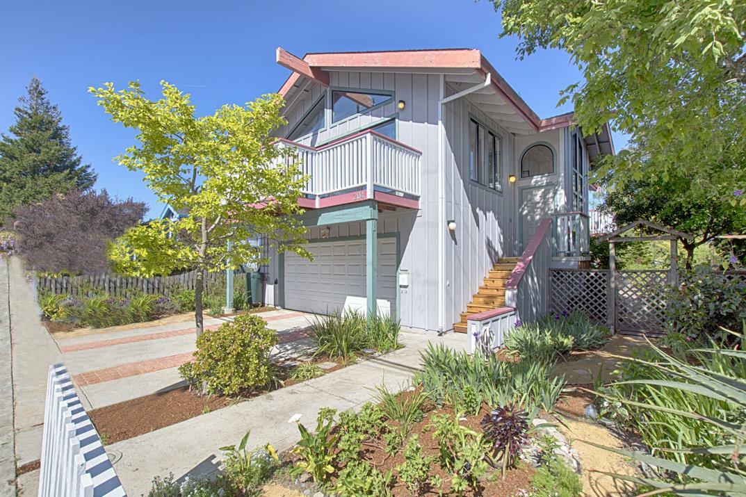 Property Photo:  204 Center Street  CA 95060 