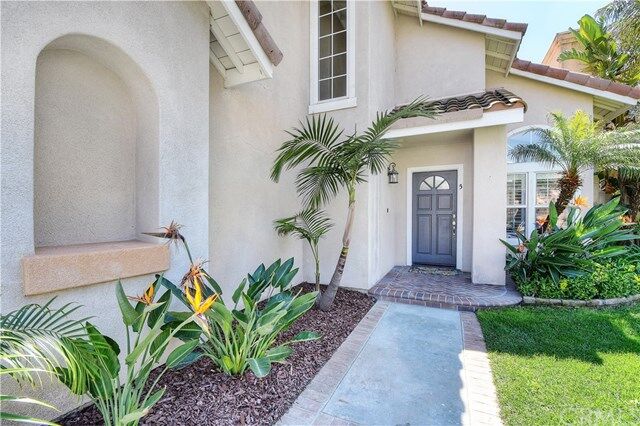 Property Photo: 5 La Flauta CA 92688