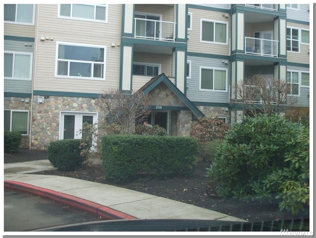 Property Photo:  259 W Bakerview Rd C205  WA 98226 