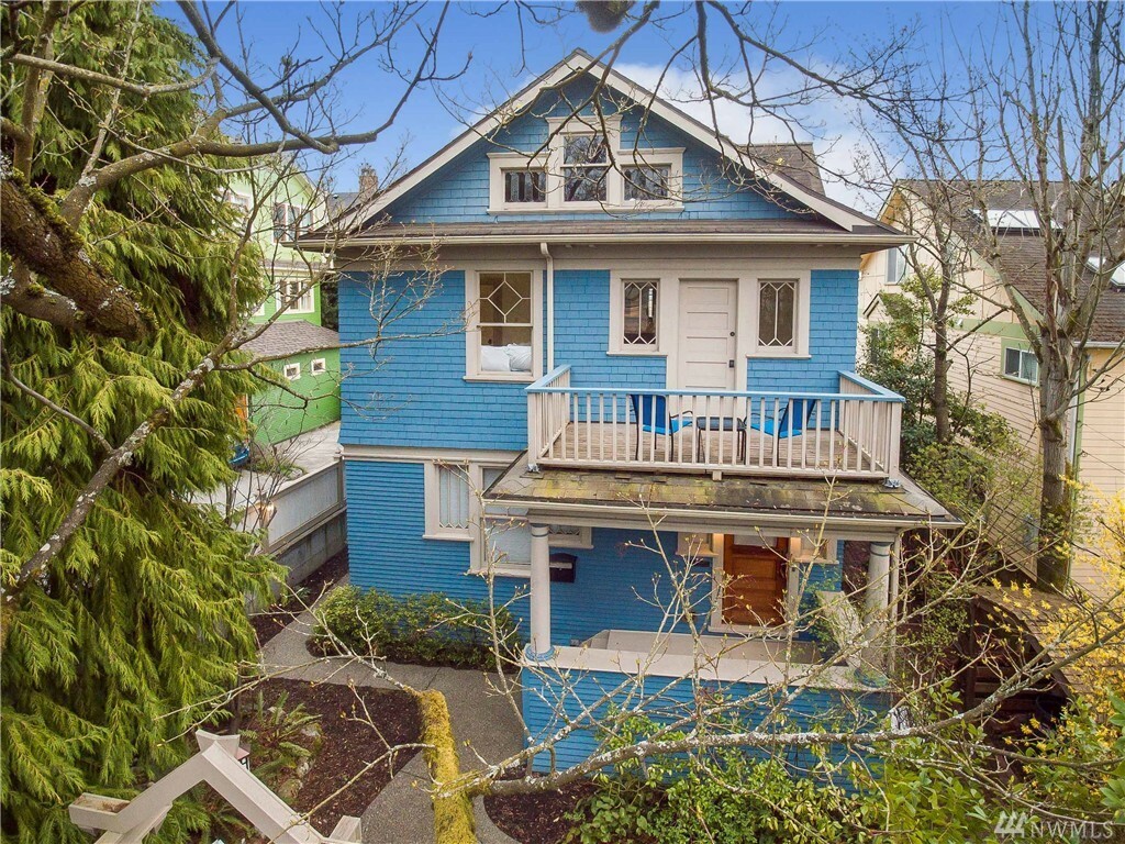 Property Photo: 1415 E Marion St WA 98122