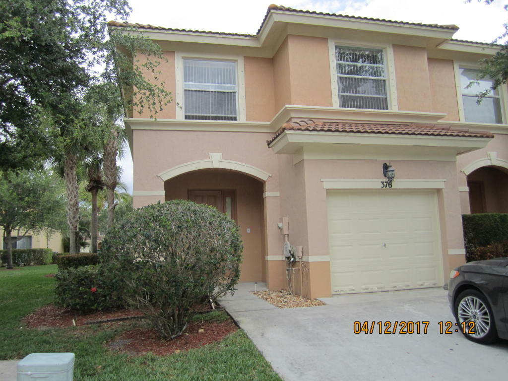 Property Photo:  376 River Bluff Lane  FL 33411 