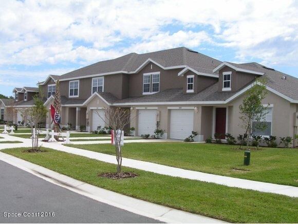 Property Photo:  5889 Dexter Court  FL 32780 