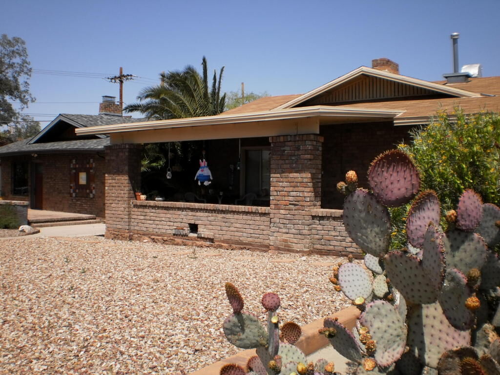 Property Photo: 133 E Speedway Boulevard AZ 85705
