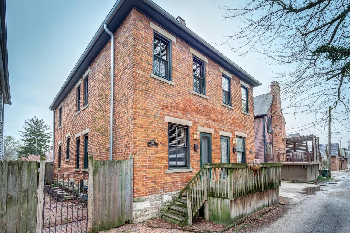 Property Photo:  592 Briggs Street  OH 43206 