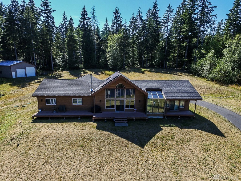 Property Photo: 23540 W Ludvick Lake Dr WA 98380
