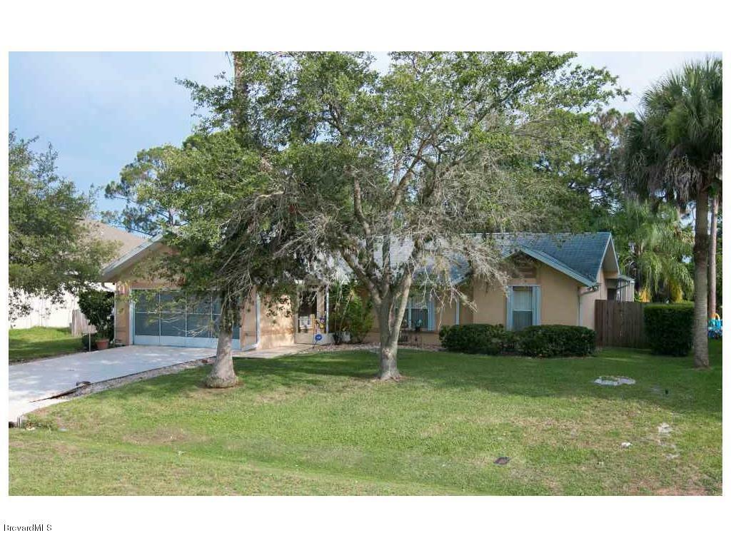 Property Photo:  774 SE Koutnik Road  FL 32909 