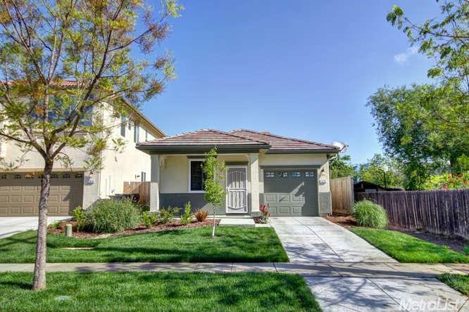 Property Photo:  575 Hayes Avenue  CA 95838 